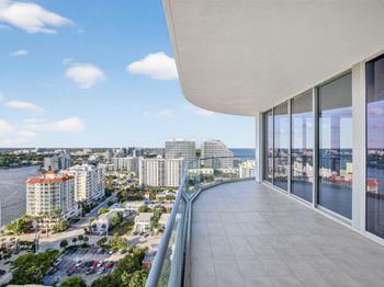 151 N Seabreeze Blvd