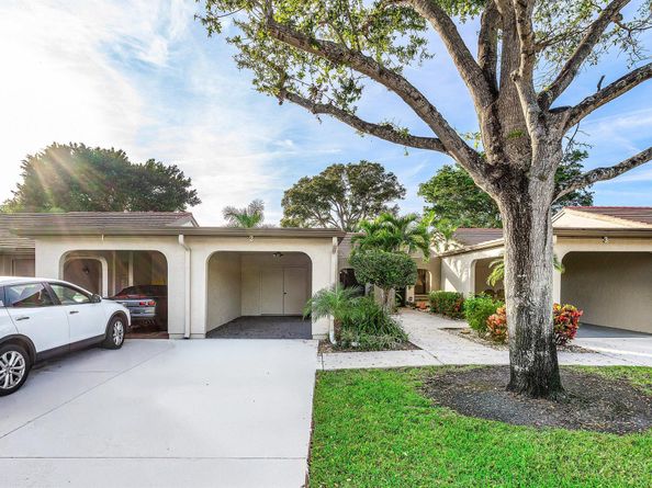 5956 Forest Grove Drive 2, Boynton Beach FL 33437