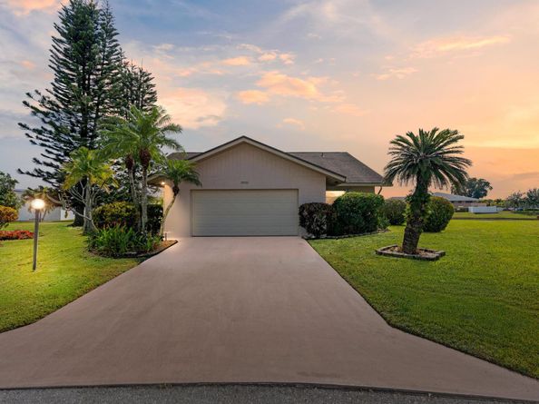 3832 Rowena Circle, West Palm Beach FL 33417