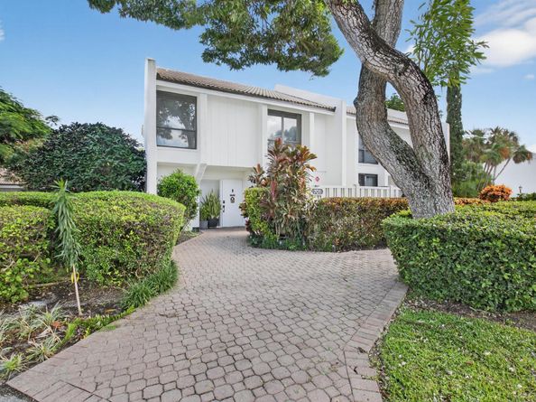 701 Bridgewood Drive, Boca Raton FL 33434