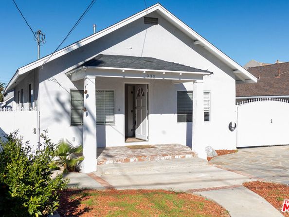 932 W Crestwood Street, San Pedro CA 90731