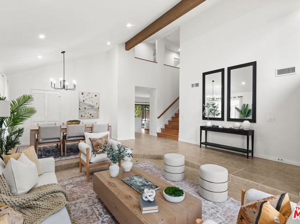 6514 S Copperwood Avenue, Inglewood CA 90302