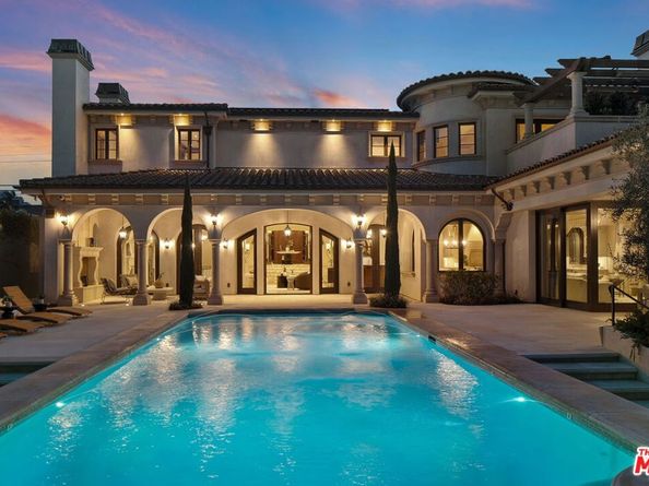 6882 Arizona Avenue, Los Angeles CA 90045