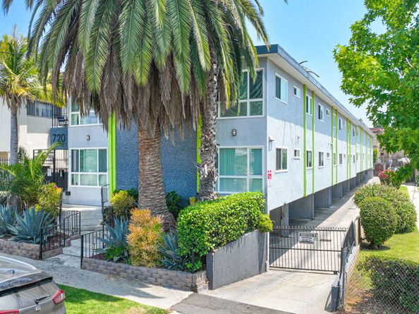 720 N Market Street, Inglewood CA 90302