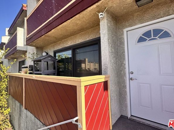 15554 Parthenia Street 8, North Hills CA 91343