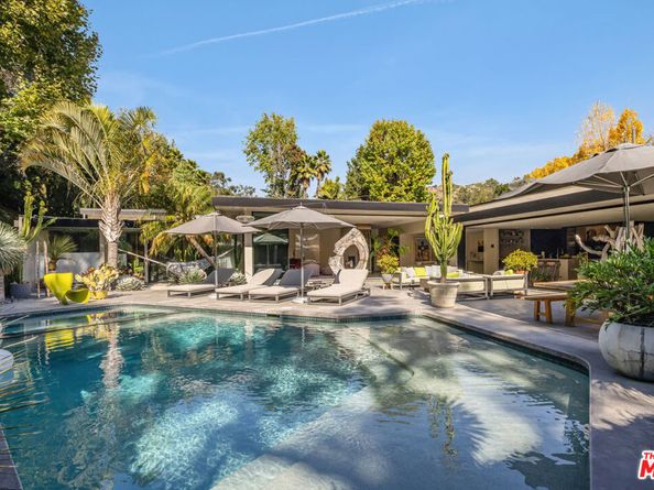 1087 Moraga Drive, Los Angeles CA 90049