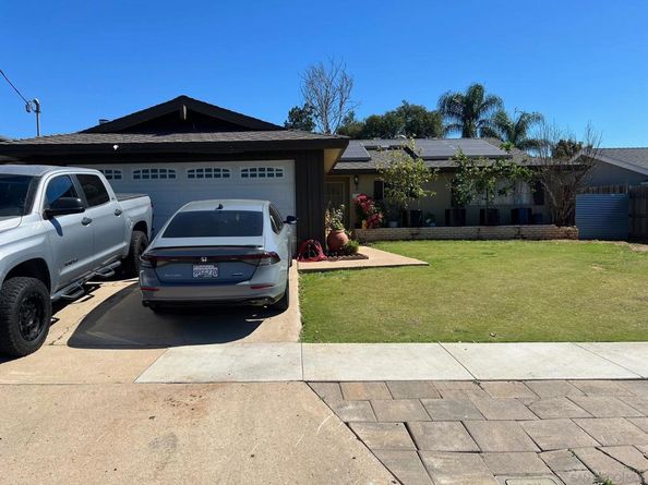 1362 N Elm St, Escondido CA 92026