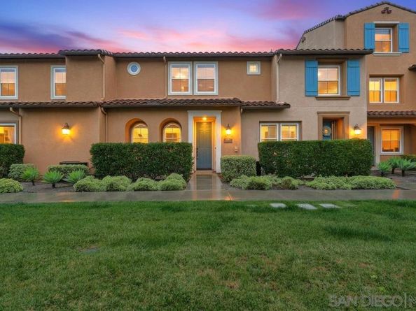 17059 Calle Trevino 5, San Diego CA 92127