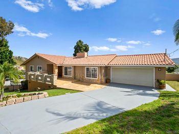 1405 Cuyamaca Ave