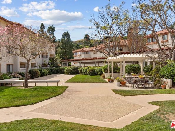 501 Palisades Drive 219, Pacific Palisades CA 90272