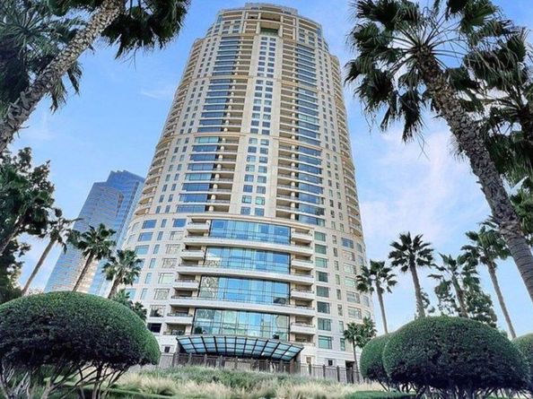 1 W Century Drive 28B, Los Angeles CA 90067