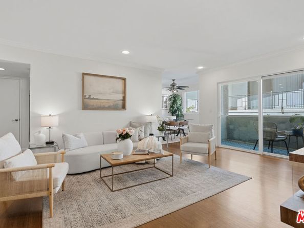 1242 S Barrington Avenue 205, Los Angeles CA 90025