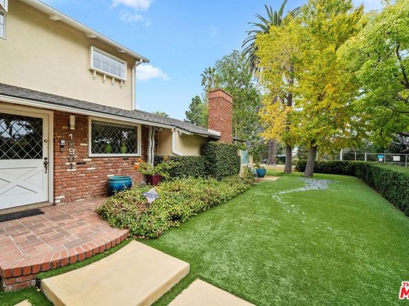 15901 Junaluska Way, Pacific Palisades CA 90272