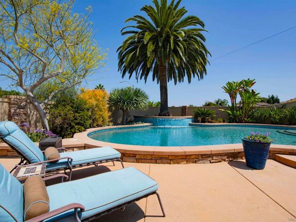 1334 Deerbrook Dr, San Marcos CA 92069