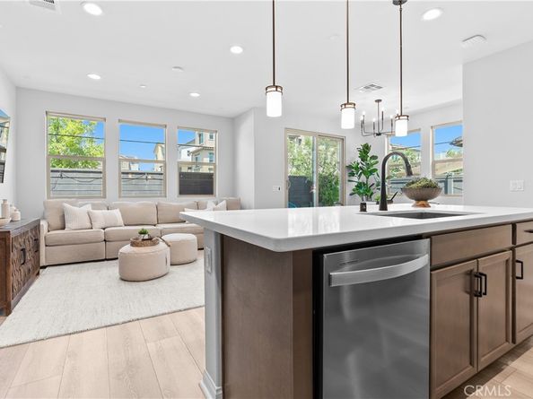 171 Moonflower, Rancho Mission Viejo CA 92694