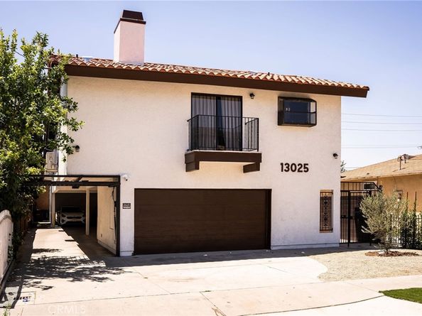 13025 Roselle Avenue, Hawthorne CA 90250