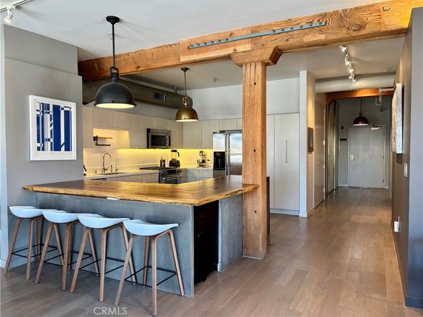 527 Molino Street 401, Los Angeles CA 90013