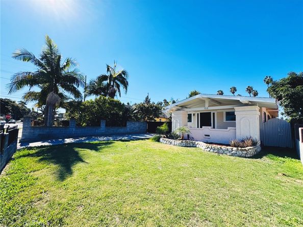 4715 5TH Avenue, Los Angeles CA 90043