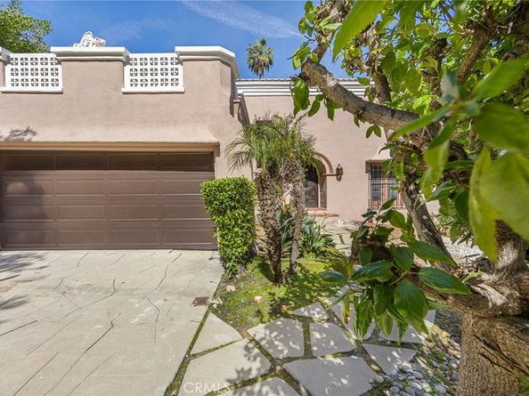 3653 Shannon, Los Angeles CA 90027