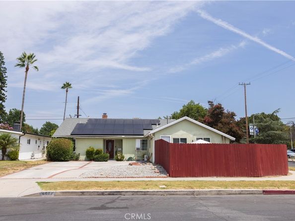 6402 Graves Avenue, Van Nuys CA 91406