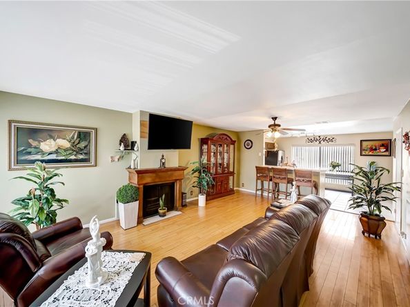 7226 Jordan Avenue 6, Canoga Park CA 91303