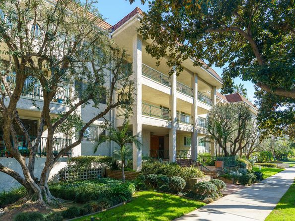 420 S Madison Avenue 203, Pasadena CA 91101