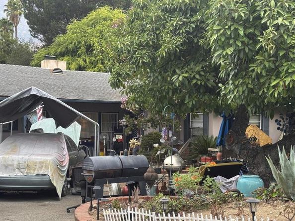 327 W Loma Alta Drive, Altadena CA 91001