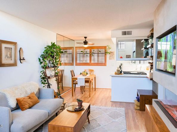 170 N Sierra Bonita Avenue 5, Pasadena CA 91106