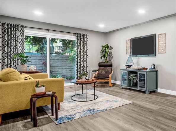 1000 W MacArthur 46, Santa Ana CA 92707
