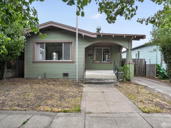 715 Mariposa Avenue, Rodeo CA 94572