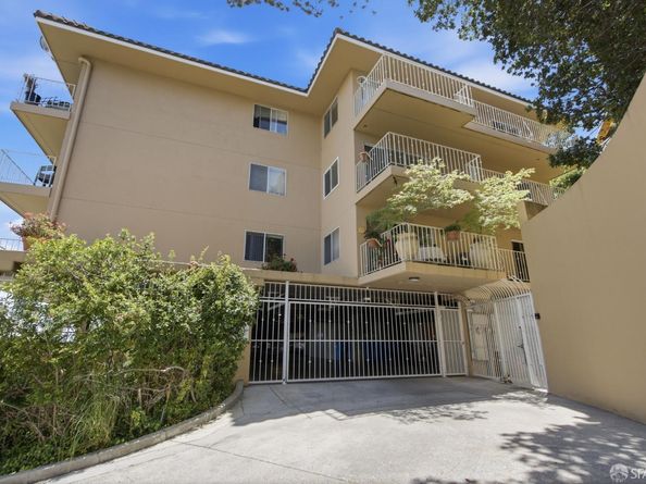 416 Portofino Drive 303, San Carlos CA 94070
