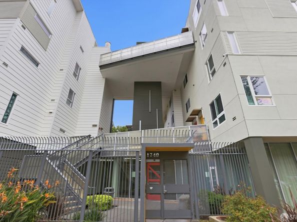 1740 Bancroft Avenue 251, San Francisco CA 94124