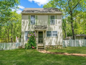 28 Huntting Road