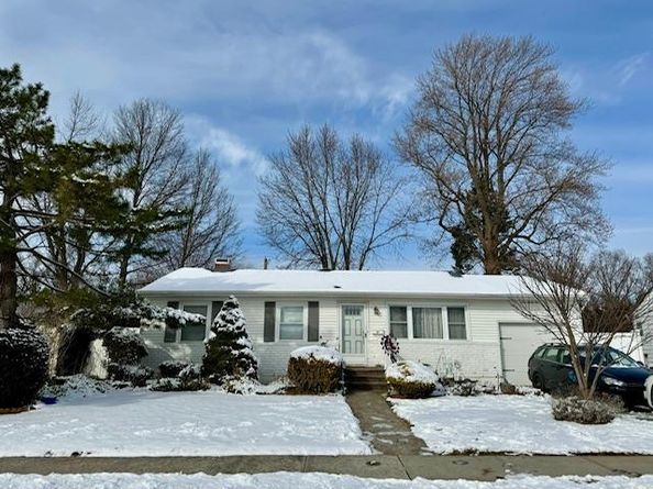 139 Myers Avenue, Hicksville NY 11801