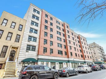 1885 Lexington Avenue