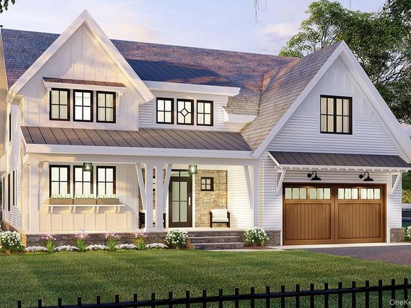 38 North Bay Avenue, Eastport NY 11941