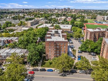 144-55 Melbourne Ave