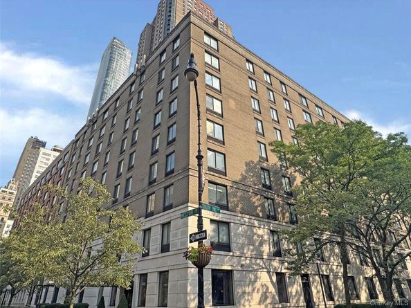280 Rector Place 1G, New York (Manhattan) NY 10280