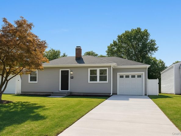 29 Avon Road, Hewlett NY 11557