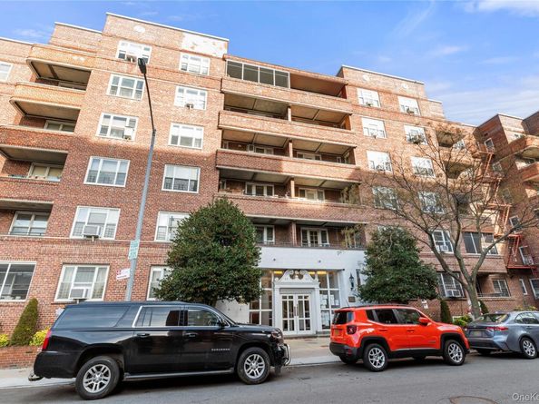 83-33 Austin Street 3D, Kew Gardens NY 11415