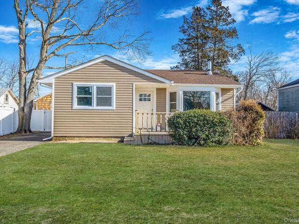 247 Rider Avenue, Patchogue NY 11772