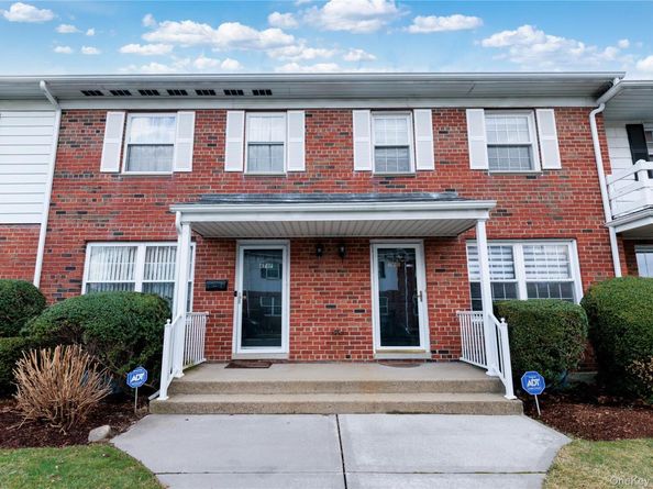 678 Front Street E, Hempstead NY 11550