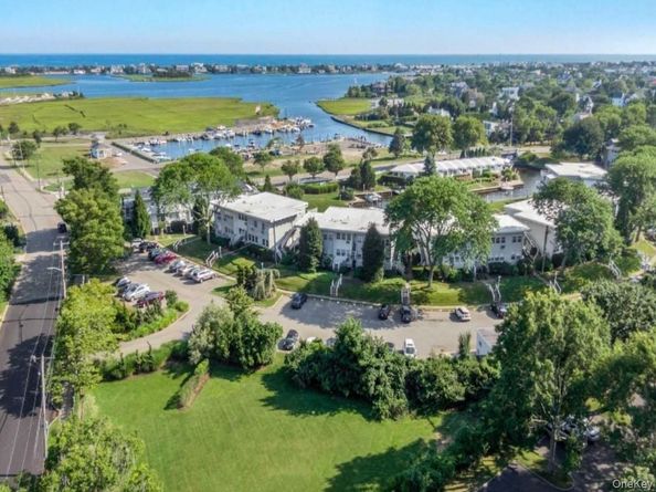 35 LIBRARY Avenue 3 I, Westhampton Beach NY 11978