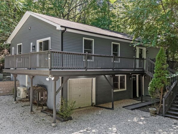 644 Bread And Cheese Hollow Road, Northport NY 11768