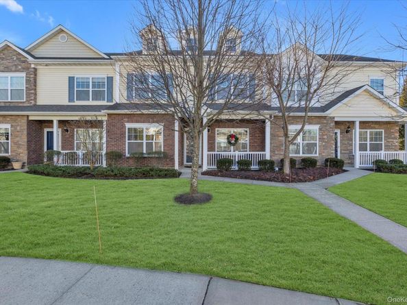 132 Rosebud Court, Patchogue NY 11772