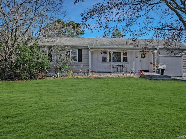 1599 Feureisen Avenue, Bohemia NY 11716