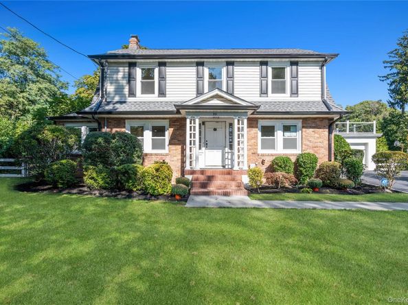 99 Warner Avenue, Roslyn Heights NY 11577