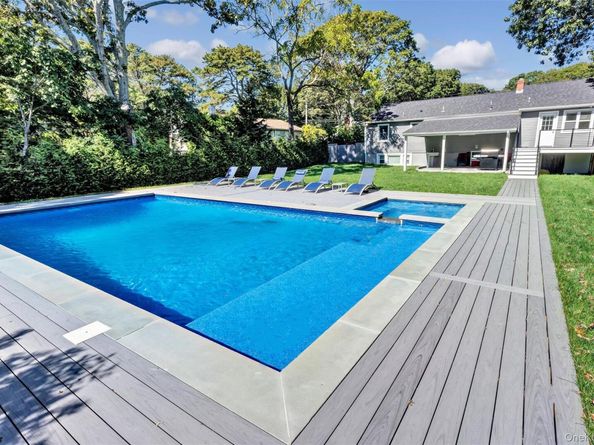 35 Suffolk Road, Hampton Bays NY 11946