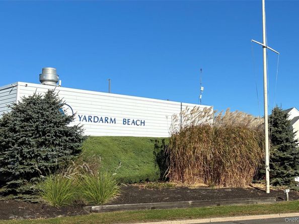 250 Dune 120, Westhampton Beach NY 11978