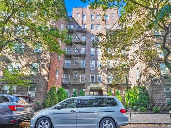 48-50 44th st 4E, Woodside NY 11377